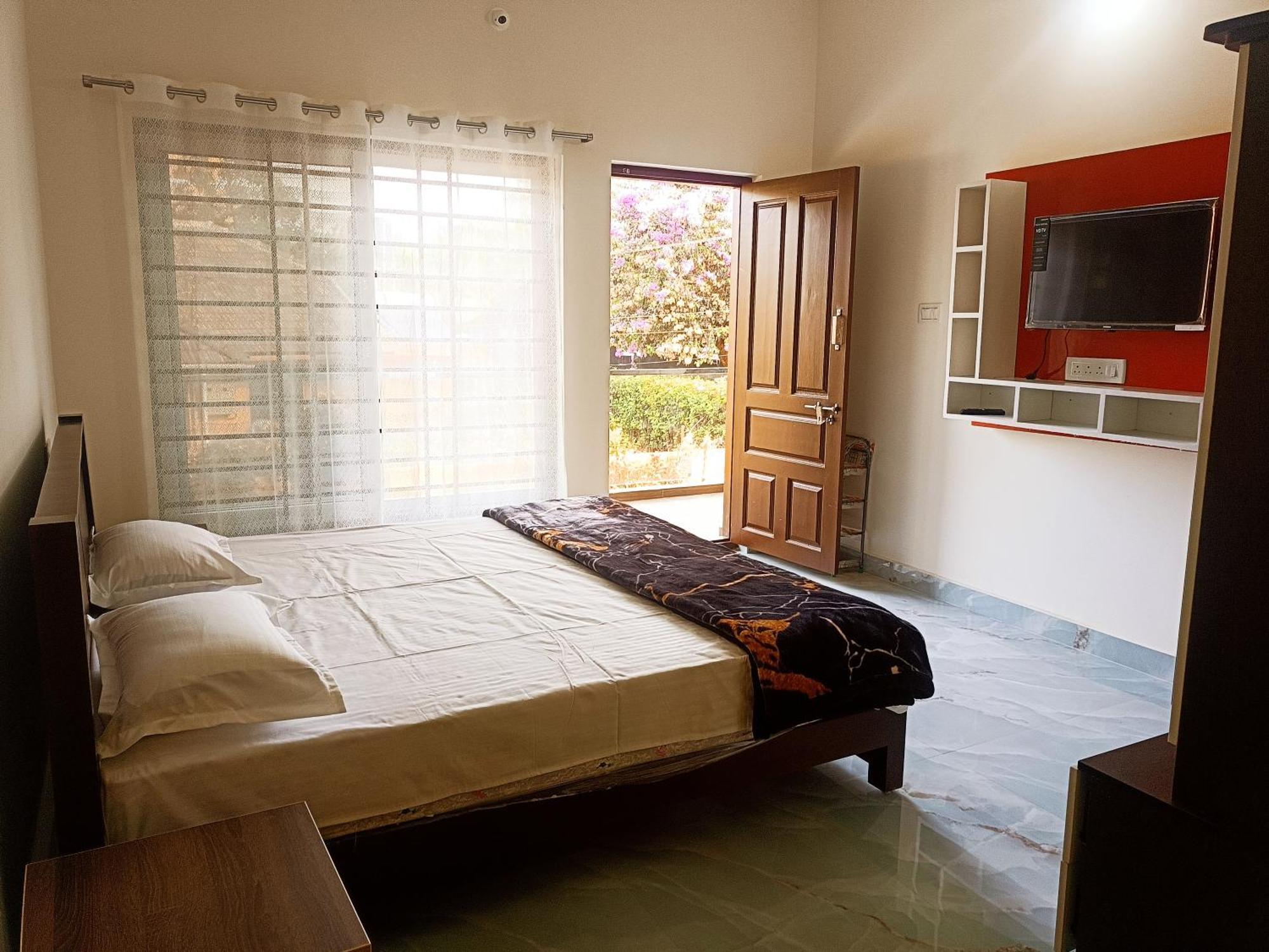 Coorg Prince Home Stay Madikeri Room photo